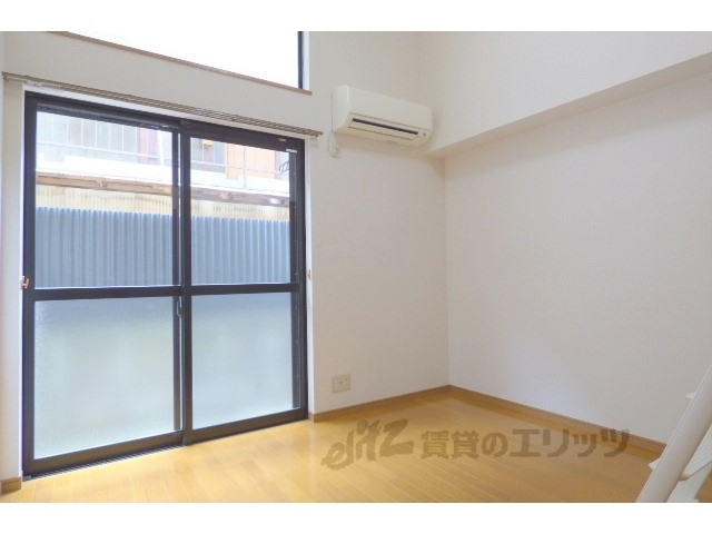 居室・リビング　洋室