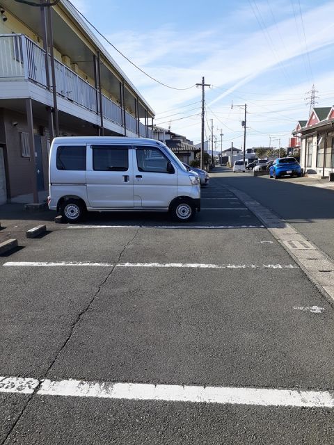 【熊本市北区鶴羽田のアパートの駐車場】