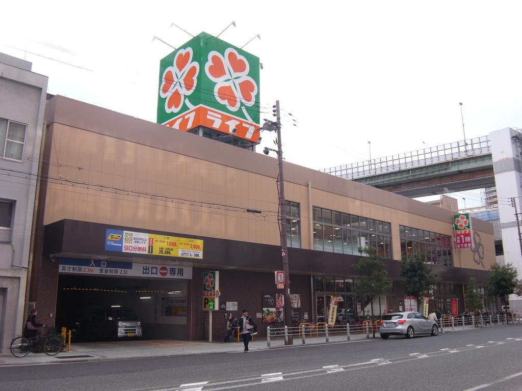 【大阪市西区江之子島のマンションのスーパー】