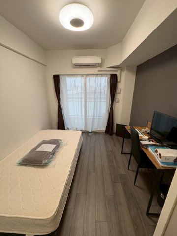 居室・リビング　こちらのリビングで趣味の時間をお楽しみください