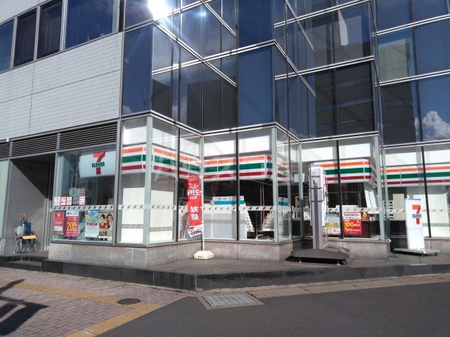 コンビニ　セブンイレブン 水戸駅南口店（コンビニ）まで95m