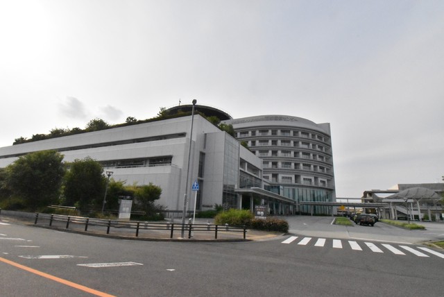 病院　名古屋市立大学医学部附属西部医療センター（病院）まで130m