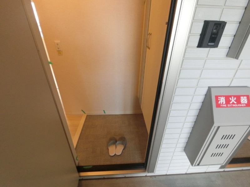 玄関　図面と現状に相違がある場合には現状を優先