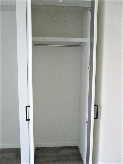 収納　クローゼットあり！上部に棚もついていて便利です♪