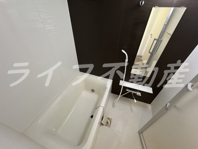 バス・シャワールーム　お風呂で日々の疲れを落としましょう