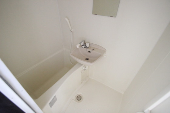 洗面設備　※別部屋の写真です