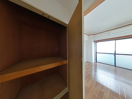収納　※別部屋の写真です