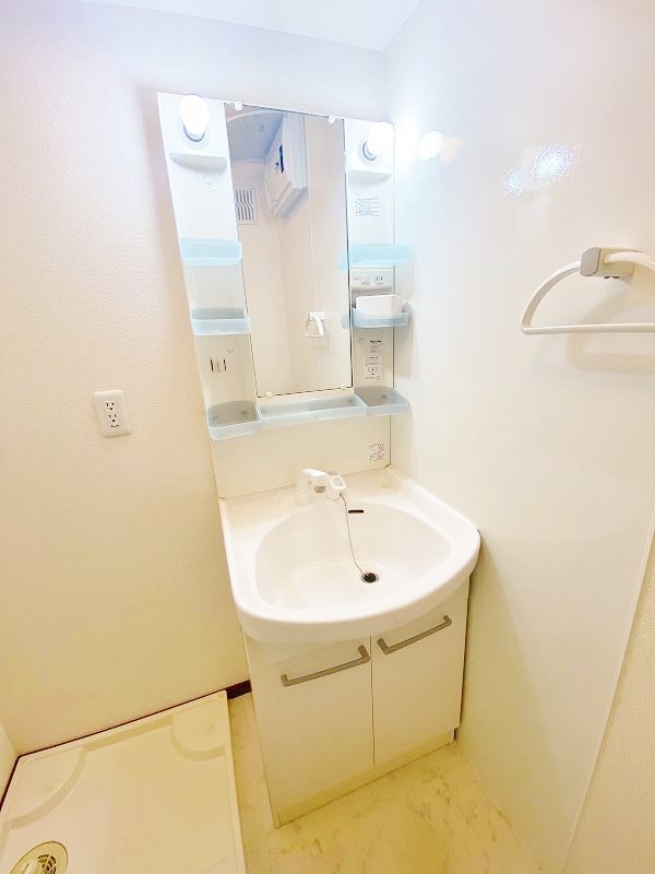 洗面設備　★洗面脱衣所/シャワー付き洗面台★