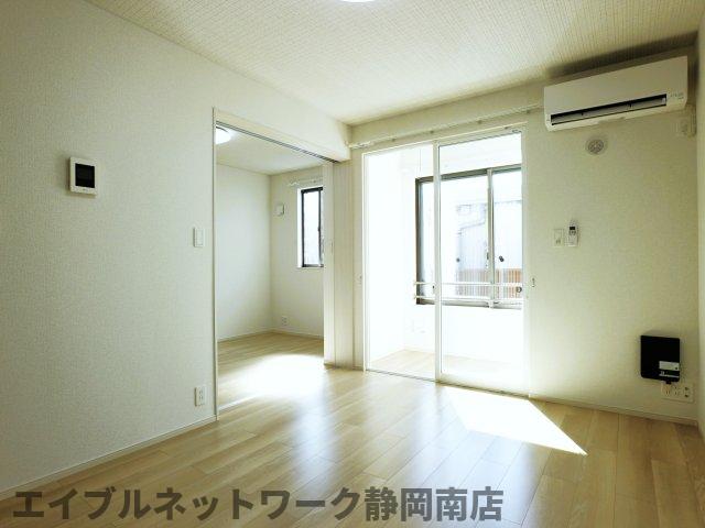 居室・リビング　ゆったり過ごせるリビングです