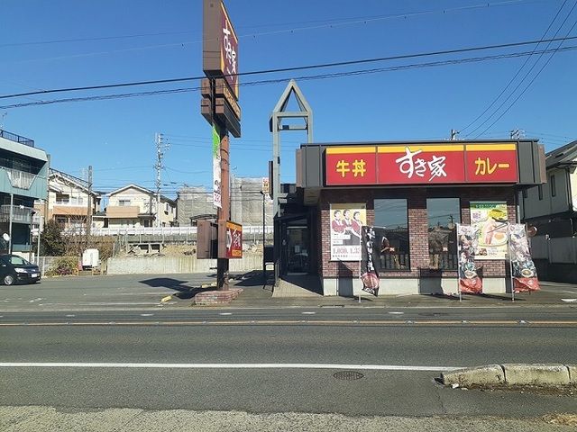 飲食店　すき家　東海加木屋店（飲食店）まで900m