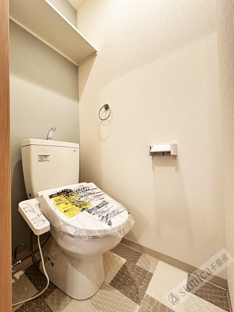 トイレ　温水洗浄便座完備♪