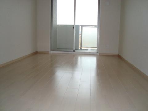 居室・リビング　室内