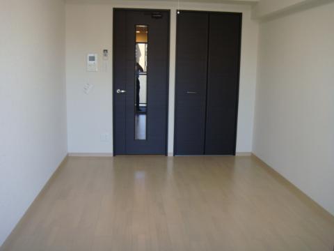 居室・リビング　室内