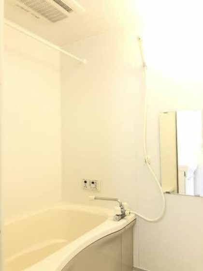 バス・シャワールーム　※他号室の写真です