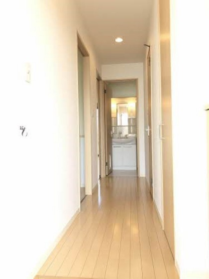 玄関　※他号室の写真です