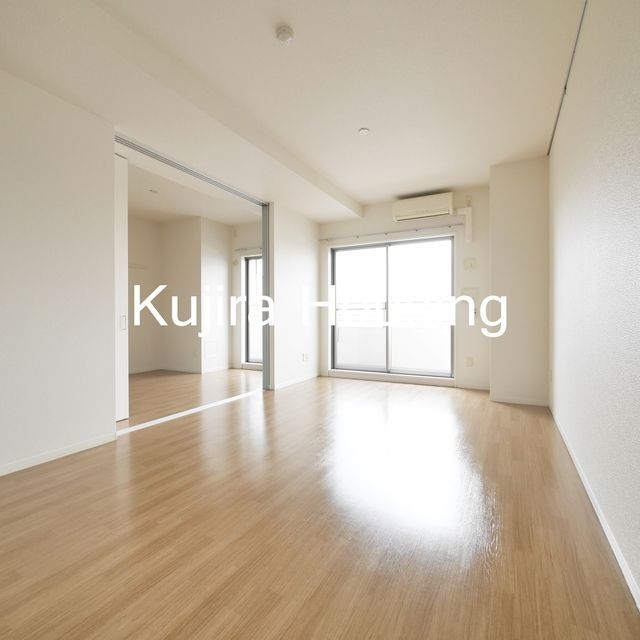 居室・リビング　15帖のリビング♪