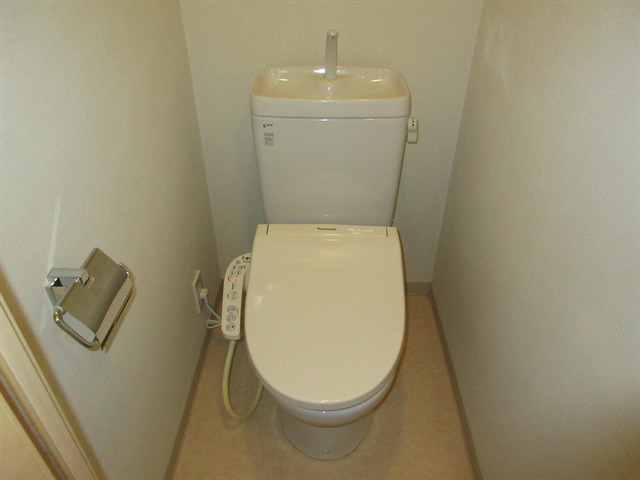 トイレ　プレサンス名古屋STATIONビーフレックス