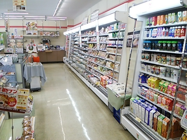 コンビニ　セブンイレブン つくば観音台店（コンビニ）まで637m