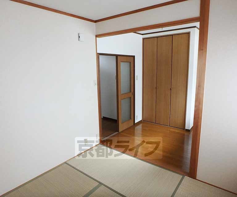 居室・リビング　素足でくつろげる畳のお部屋