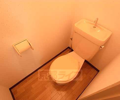 トイレ　清潔感のあるトイレです。