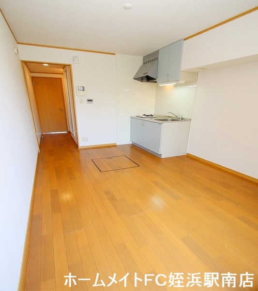 その他設備　★5.7帖ダイニングキッチン。テーブルも置けます★参考写真