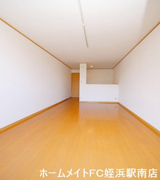 居室・リビング　★人気のメゾネットタイプに空きが出ました♪★参考写真