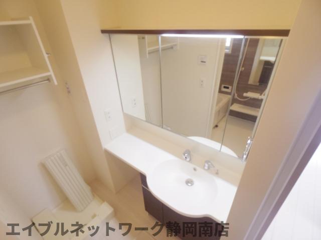 洗面設備　洗面所です