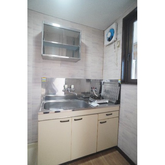 キッチン　１口ガスコンロは残置物