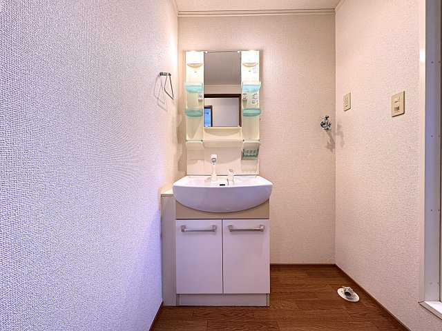 玄関　キッチン