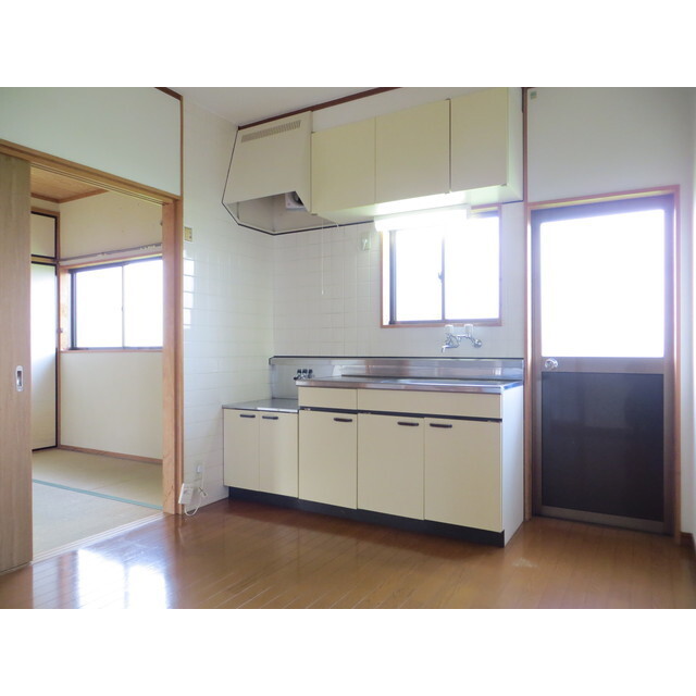 キッチン　※入居中のため、前回募集時の写真です。