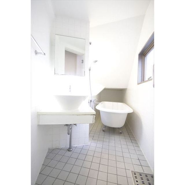 バス・シャワールーム　きれいな内装です