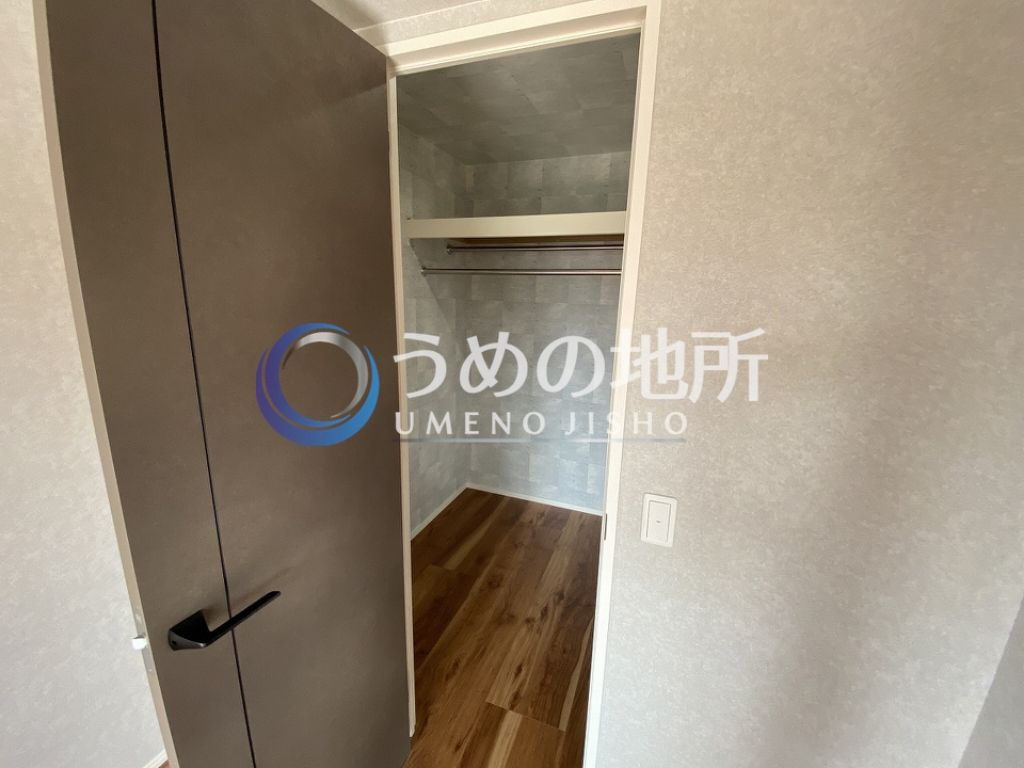 収納　洋室収納