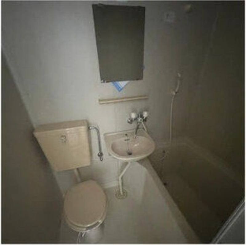 バス・シャワールーム　図面と現状に相違がある場合には現状を優先