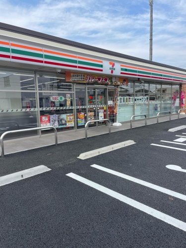 コンビニ　セブンイレブン 一宮両郷町店（コンビニ）まで612m
