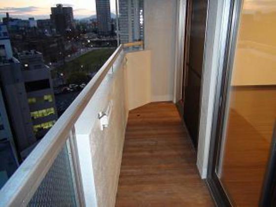 バルコニー　※他部屋のお写真になります