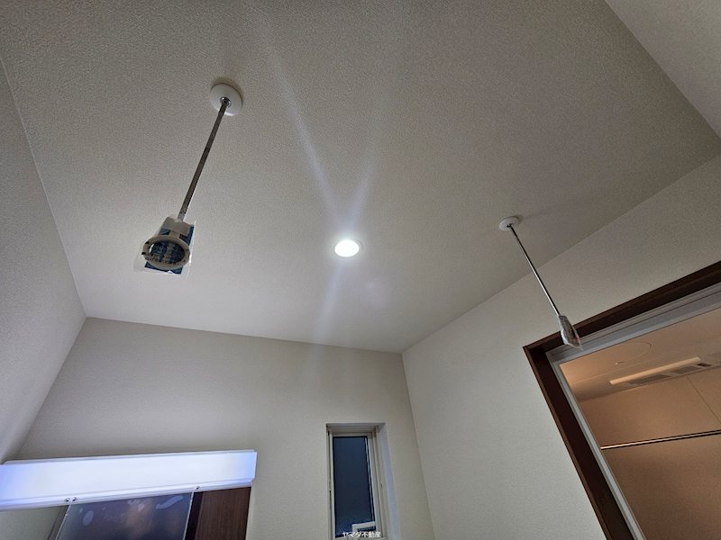 バルコニー　室内物干し