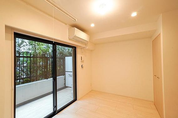 居室・リビング　別部屋参照。