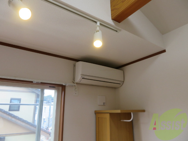 その他設備　エアコンももちろんあります、室温調節はこちらで