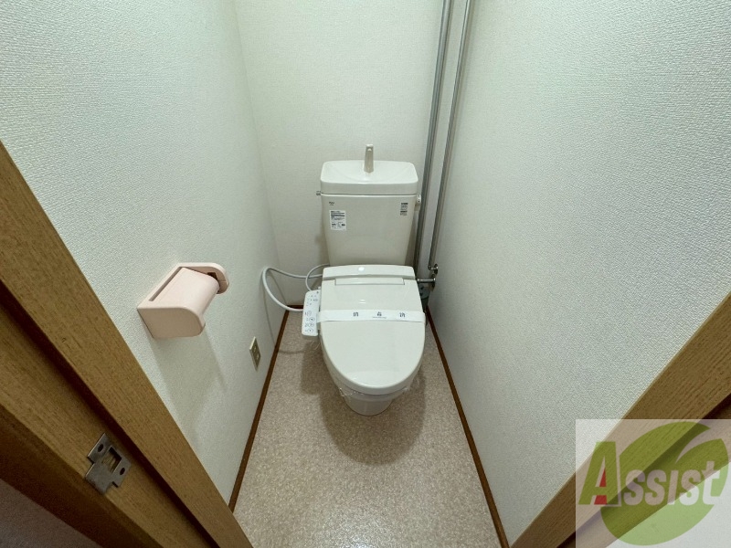 トイレ　こちらはトイレです。清潔感があり、安心して使用できます。