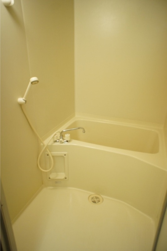 バス・シャワールーム　図面と現状に相違がある場合には現状を優先