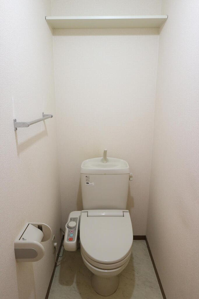トイレ　※他号室参考写真