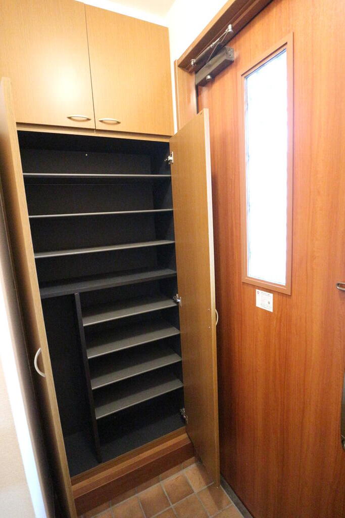 玄関　※他号室参考写真