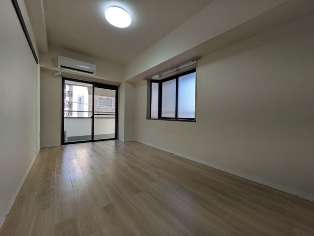 居室・リビング　★２面採光のお部屋★