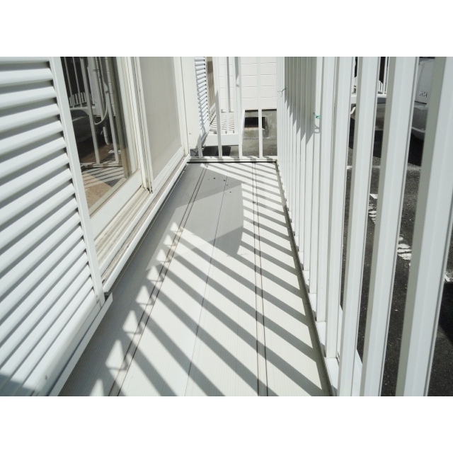 バルコニー　日当たり良好