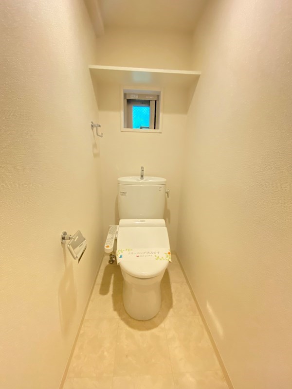 トイレ　※別部屋参考写真