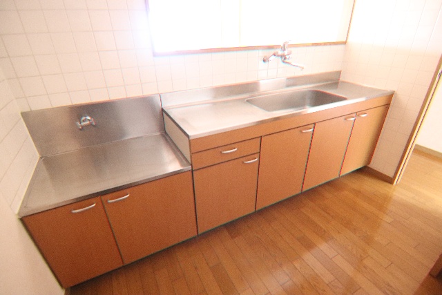 キッチン　※他の号室の参考写真です※