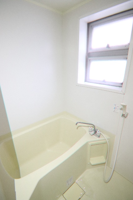 バス・シャワールーム　※他の号室の参考写真です※