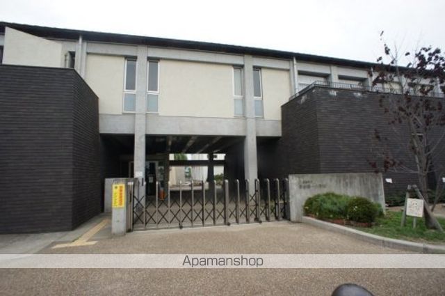 小学校　河合第一小学校（小学校）まで625m