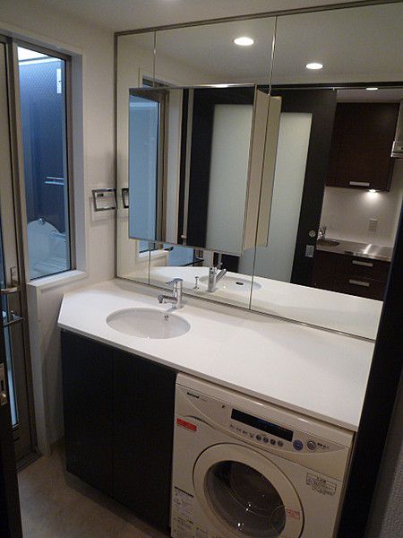 洗面設備　写真は同タイプ住居です。