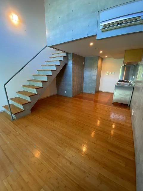 居室・リビング　写真は同タイプ住居です。